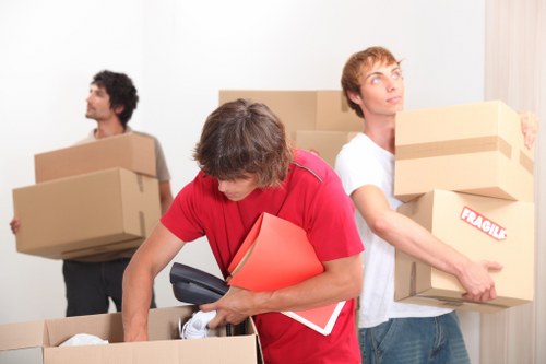 Removal van service for residential and business moves in Cambridgeheath